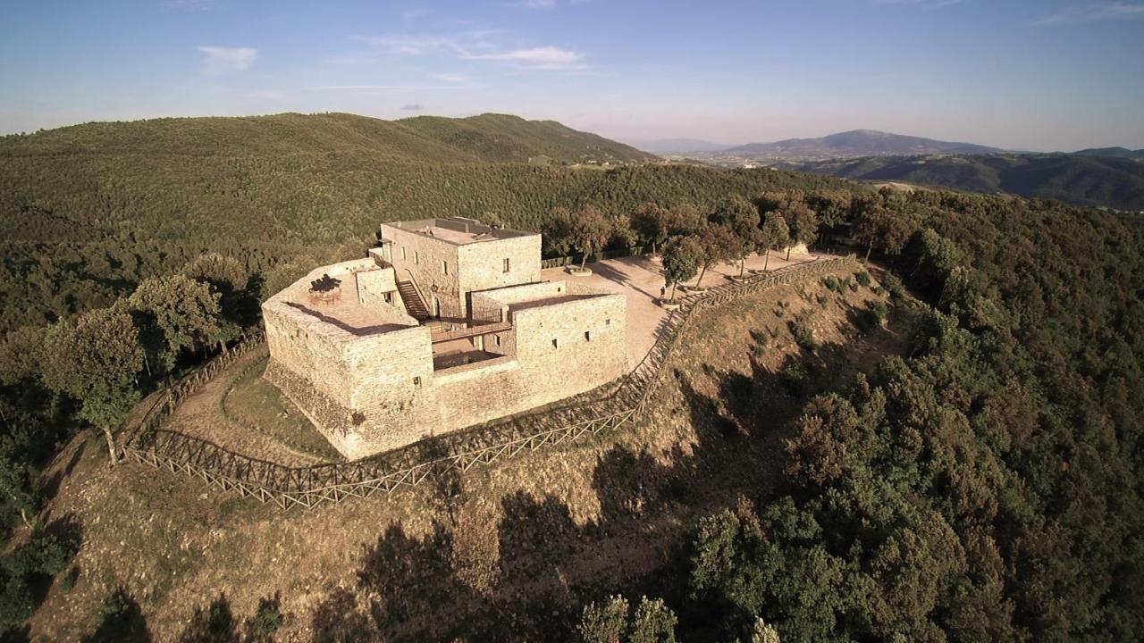 Tenuta Di Forte Sorgnano Gualdo Cattaneo ภายนอก รูปภาพ
