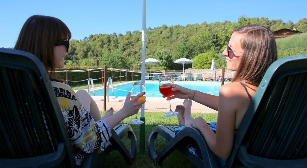 Tenuta Di Forte Sorgnano Gualdo Cattaneo ภายนอก รูปภาพ